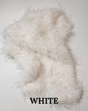 Load image into Gallery viewer, Skinn Big Faux Fur Trefill
