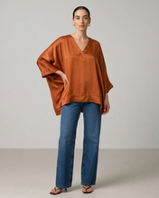 Load image into Gallery viewer, Brooke Satin Toppur Orange

