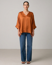 Load image into Gallery viewer, Brooke Satin Toppur Orange

