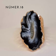 Load image into Gallery viewer, Rock Agate Hringur
