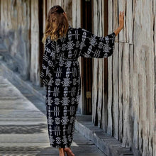 Load image into Gallery viewer, Akio Kimono

