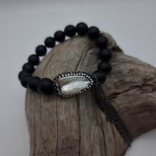 Load image into Gallery viewer, Murex Handgert Armband Svart Agate &amp; Skel

